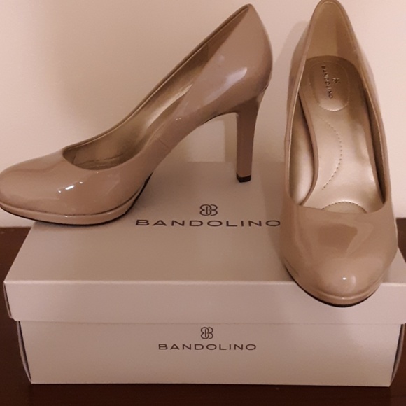 Bandolino Shoes - Nude Bandolino pumps